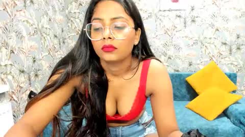 Snapshot of saraa_jayy chatting on September 2025 06:15:02 AM saraa_jayy online show from September 2025 06:15:02 AM