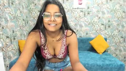 Snapshot of saraa_jayy chatting on September 2025 06:51:01 AM saraa_jayy online show from September 2025 06:51:01 AM