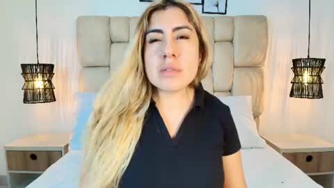 sarablonde_t online show from June 2026 11:24:02 PM