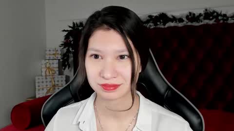 SaraDenars online show from December 2025 04:17:01 AM