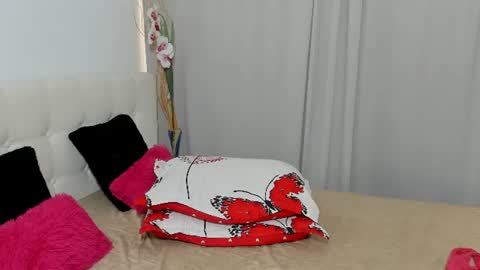 Snapshot of saradusk chatting on July 2026 03:36:02 PM Sara online show from July 2026 03:36:02 PM