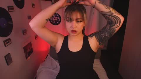 Snapshot of sarah_cuteeyes chatting on April 2026 03:59:01 AM Sara online show from April 2026 03:59:01 AM