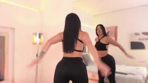       online show from January 2025 08:04:01 PM