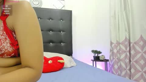 Snapshot of sarah_lowee chatting on September 2025 06:31:02 PM sarah_lowee online show from September 2025 06:31:02 PM