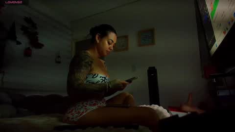 Sarah   online show from November 2025 02:35:01 AM