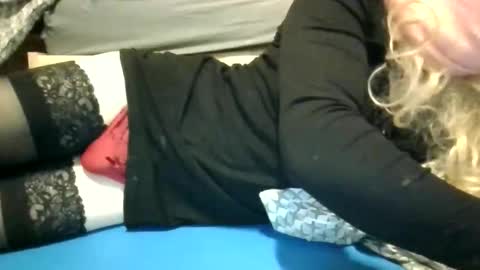 sarah_rie online show from December 2025 06:05:02 PM