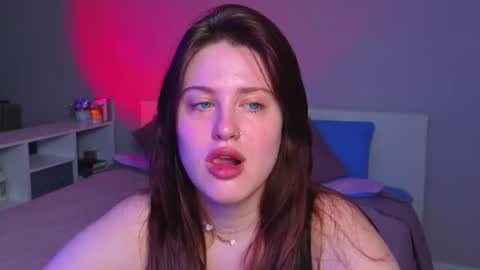 Sarah online show from July 2026 10:35:01 PM