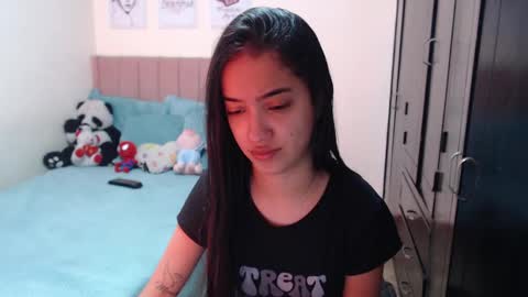 Sarah online show from December 2024 10:57:02 PM