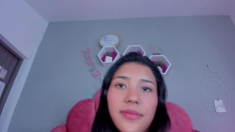 Snapshot of sarahevans__ chatting on January 2025 10:46:02 PM Sarah Evans online show from January 2025 10:46:02 PM