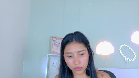 Snapshot of sarahevans__ chatting on November 2025 07:36:02 PM Sarah Evans online show from November 2025 07:36:02 PM