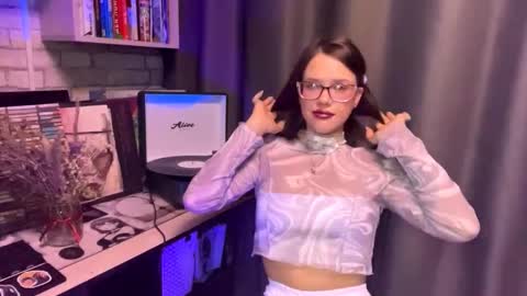 Sarah online show from March 2026 10:18:02 AM