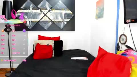  SARAHJEY     online show from February 2025 09:48:01 PM