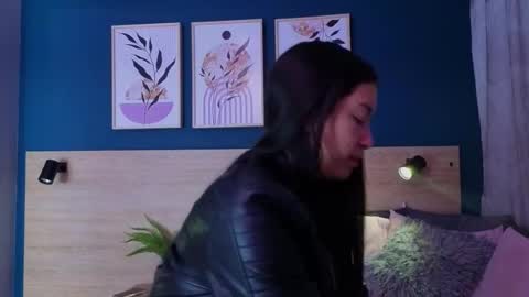 Sarah online show from March 2026 12:34:01 PM