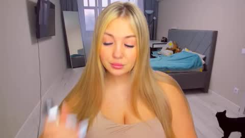 Sarah online show from March 2026 02:56:01 PM