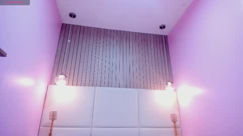 Snapshot of sarahsaenz_ chatting on November 2025 11:32:02 AM Sarah online show from November 2025 11:32:02 AM