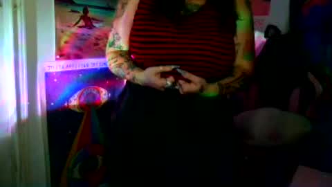 Sarah T online show from June 2026 06:16:02 AM