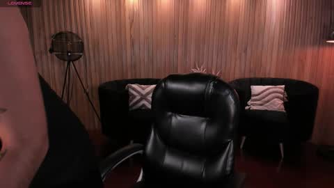 Sarah  independent model online show from November 2025 04:11:02 AM