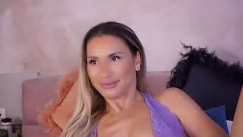 Snapshot of sarajennyfer chatting on July 2026 04:54:01 AM Jenny online show from July 2026 04:54:01 AM