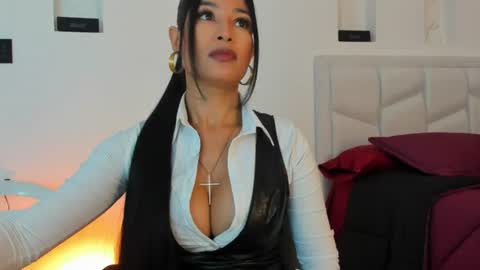 saralife69 online show from July 2026 12:25:02 PM