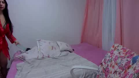 Snapshot of saralunabella02 chatting on May 2026 08:27:02 PM sara luna online show from May 2026 08:27:02 PM