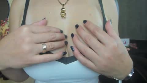 saramilf_69 online show from October 2025 02:07:01 PM