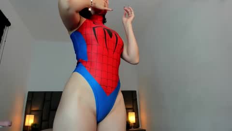 Sara online show from November 2025 01:11:01 PM