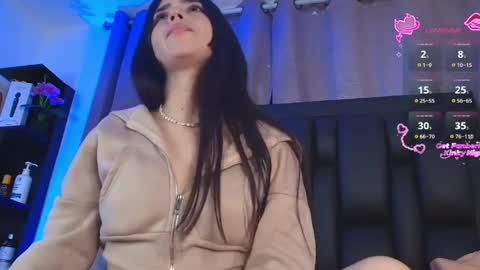 Snapshot of sararoy_ chatting on June 2026 08:10:02 PM Sara online show from June 2026 08:10:02 PM