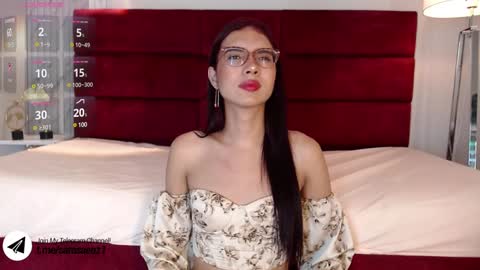 Sara online show from December 2024 08:08:01 PM