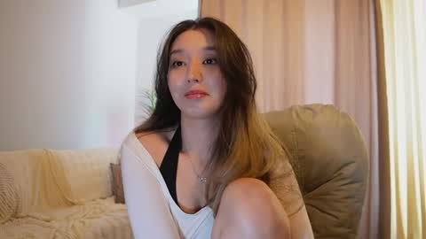 Snapshot of sarasuo chatting on June 2026 07:56:01 AM Shara online show from June 2026 07:56:01 AM