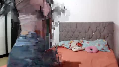 sarayliz1 online show from October 2025 12:14:01 AM