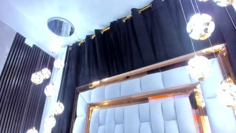 Saray online show from November 2025 07:18:01 PM