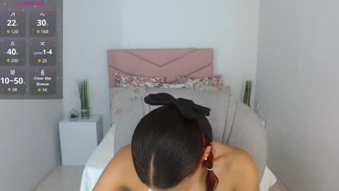 Snapshot of sarayvega_ chatting on October 2025 07:22:02 PM Saray Vega online show from October 2025 07:22:02 PM