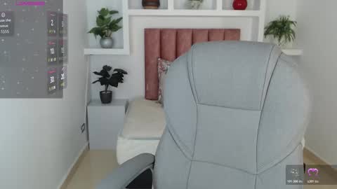 Snapshot of sarayvega_ chatting on November 2025 07:18:02 PM Saray Vega online show from November 2025 07:18:02 PM