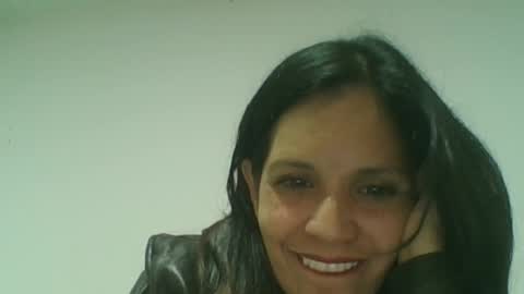 Sarenis online show from October 2025 03:15:01 AM