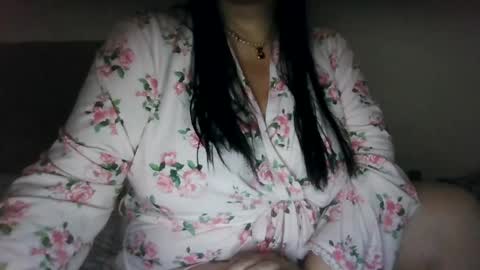 Sara online show from May 2026 11:46:02 PM