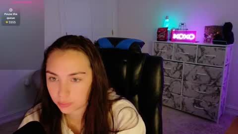 sariaaahh online show from January 2026 06:11:02 PM