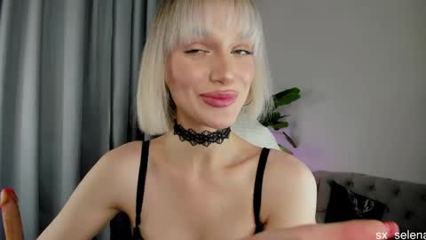 Snapshot of sarilit chatting on April 2026 03:04:02 AM Your Selena 3 online show from April 2026 03:04:02 AM