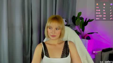 Snapshot of sarilit chatting on June 2026 03:07:01 AM Your Selena 3 online show from June 2026 03:07:01 AM