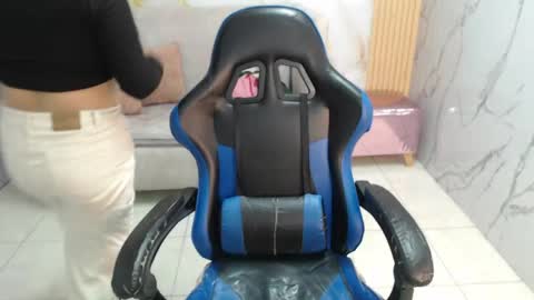 Sara  online show from April 2026 08:25:02 PM