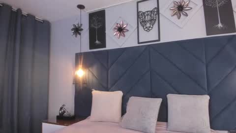 Sara  online show from January 2025 03:28:02 AM