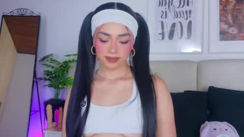 Sara online show from June 2026 09:32:02 PM