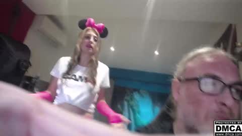 Snapshot of saruandjay chatting on November 2025 09:42:02 AM Giselle and Jay online show from November 2025 09:42:02 AM