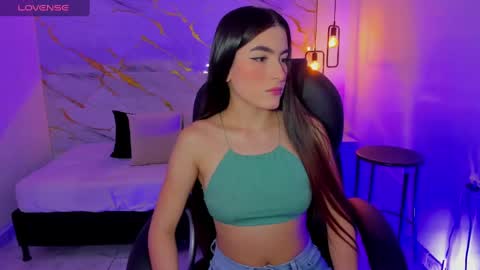 Snapshot of sasha_kendrick chatting on March 2025 10:32:02 PM Sasha online show from March 2025 10:32:02 PM