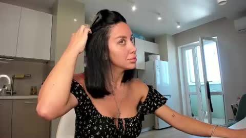 Sasha online show from July 2026 07:37:01 AM