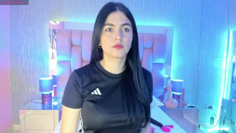 Camila  online show from January 2025 11:58:02 AM