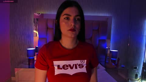 Camila  online show from January 2025 11:27:02 AM