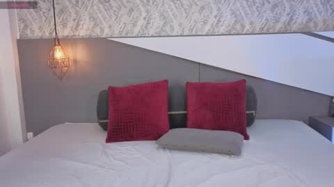 Sasha online show from April 2026 07:58:02 PM