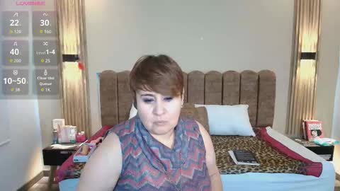 S A S H A R O S E online show from September 2025 12:07:01 PM