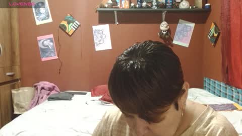 S A S H A R O S E online show from October 2025 12:50:01 PM