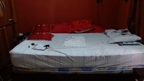 S A S H A R O S E online show from January 2026 12:10:02 PM